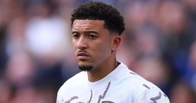 سانشو يسبب أزمة لمانشستر يونايتد