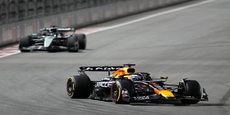 فورمولا1: نوريس يقترب من الفوز بلقب السائقين بحلوله وصيفا لفرستابن في سباق لاس فيغاس