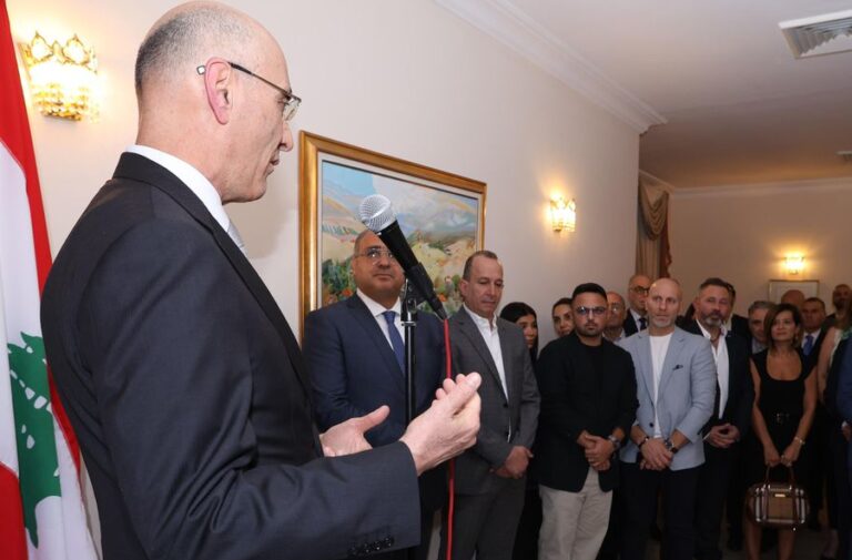 الحجار: لبنان قادر على النهوض من جديد