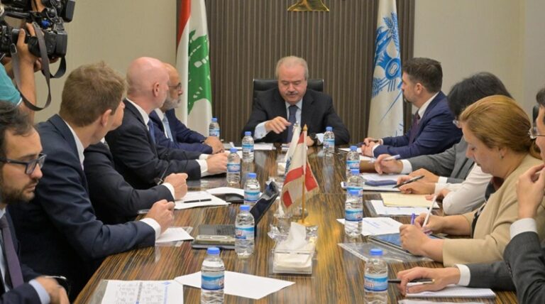 جابر يجتمع بوفد البنك الدولي: نهاية العام آخر مهلة أمام لبنان لإقرار القروض