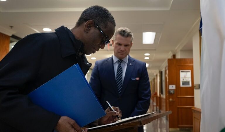 تعزيز الشراكة الأمنية بين الولايات المتحدة ونيجيريا