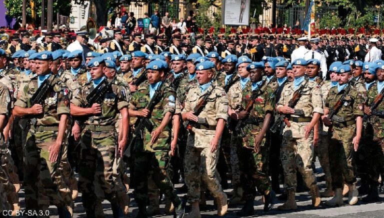 إندونيسيا: مستعدون لإرسال 20 ألف جندي لحفظ السلام في غزة