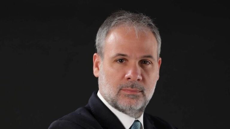 مرتينوس: للالتفاف حول الدولة ومؤسساتها الشرعية