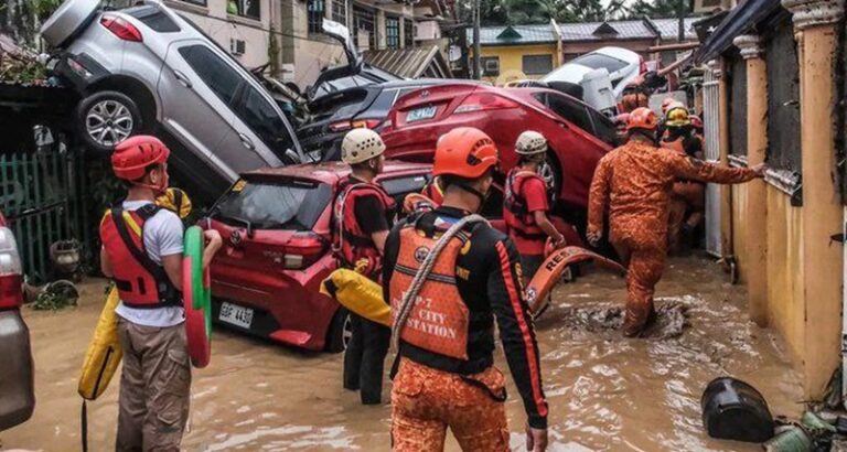 عشرات القتلى بإعصار “كالميغي” (فيديو)