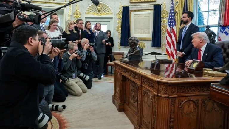 ترامب: سأقوم  بدعوة الرئيس عون لزيارة البيت الأبيض