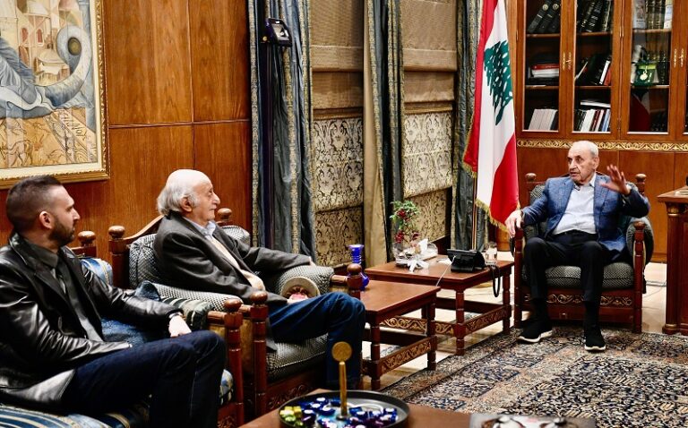 جنبلاط من عين التينة: لا تفاوض تحت النار