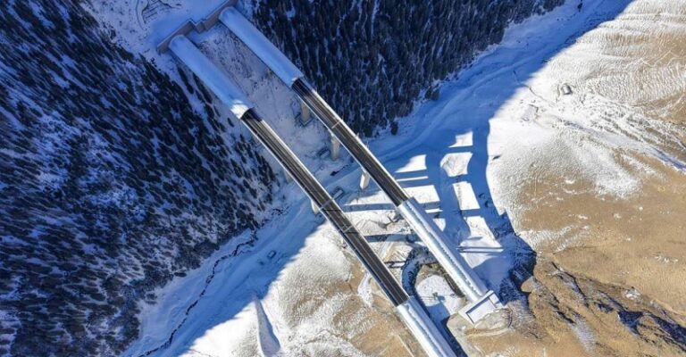 افتتاح أطول نفق لطريق سريع في العالم! (فيديو)