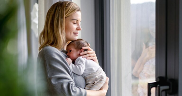 فنانات عربيات اخترن الغياب عن الأضواء لأجل الأمومة