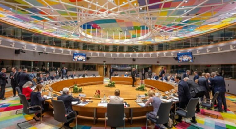 اتفاق أوروبي على تقديم دعم مالي لأوكرانيا