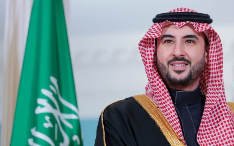 بن سلمان يدعو للحل السلمي في اليمن