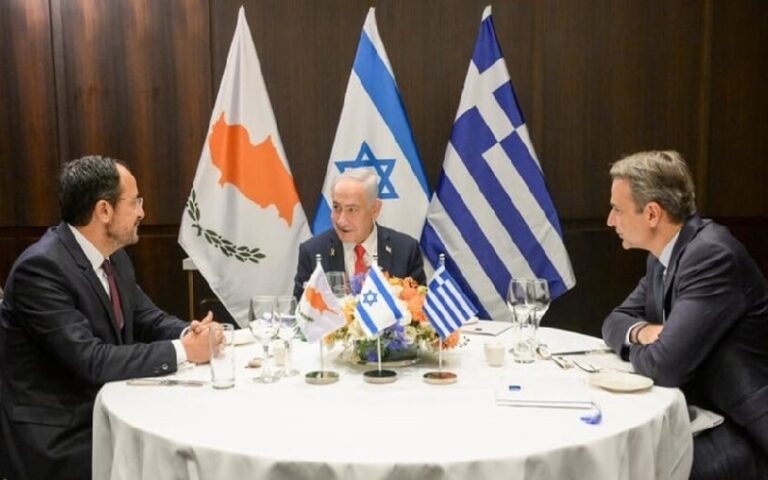 الإحتلال يوقع إتفاقية عسكرية مع اليونان وقبرص