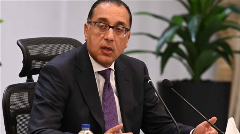 مساعٍ مصرية لتأخير الحرب!