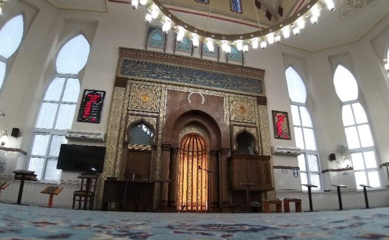 اعتداء على مسجدين في ألمانيا