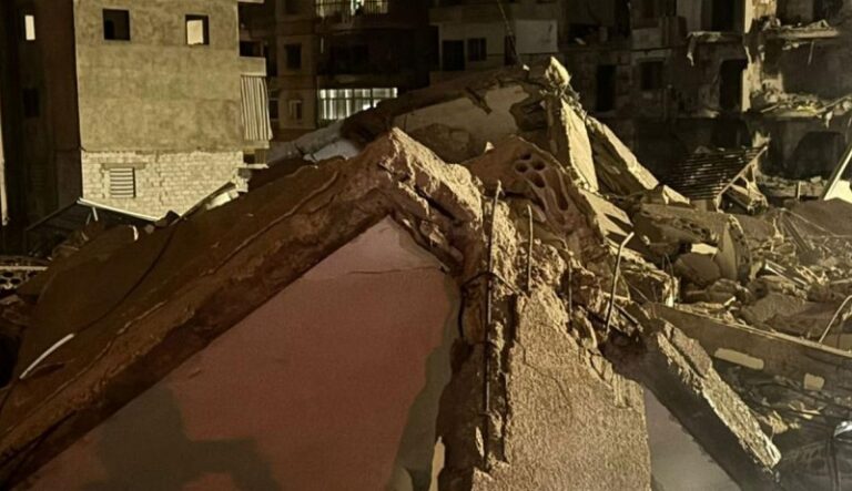 الدفاع المدني: مبنى حارة حريك انهار بعد حريق