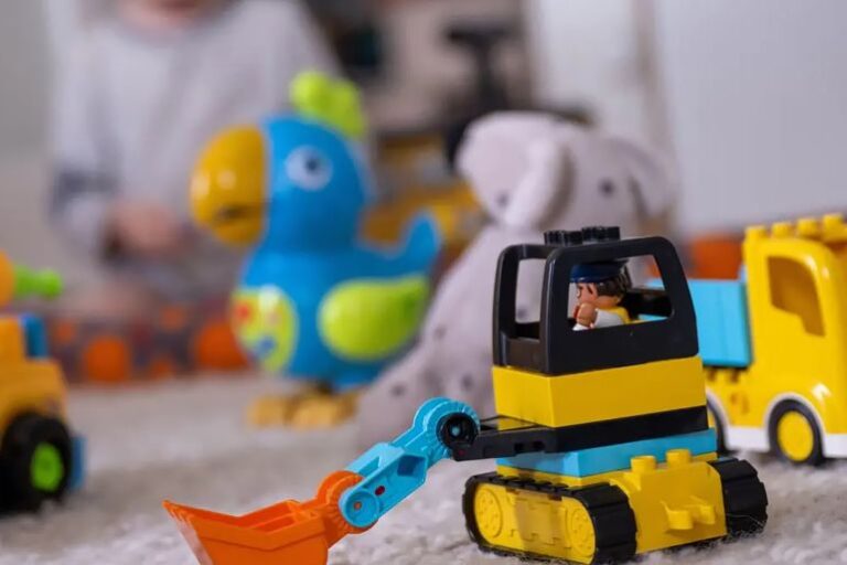 ألعاب الأطفال.. خطر خفي على هرموناتهم!