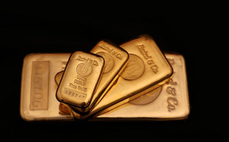 المعادن النفيسة تتجه لأكبر مكاسب سنوية!