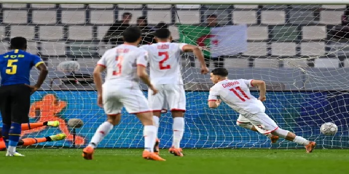 كأس أفريقيا لكرة القدم: تأهل صعب لتونس إلى الدور الثاني