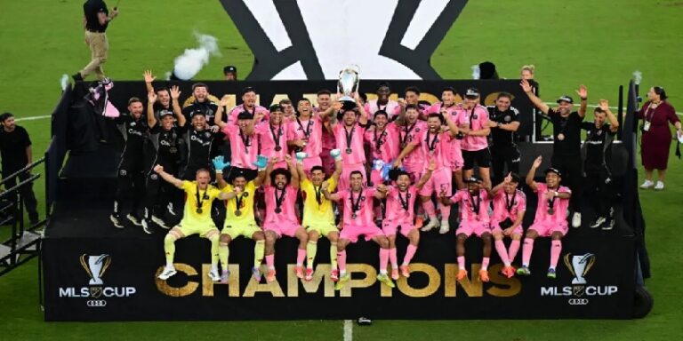 ميسي يقود إنتر ميامي للظفر بلقب الدوري الأميركي لكرة القدم