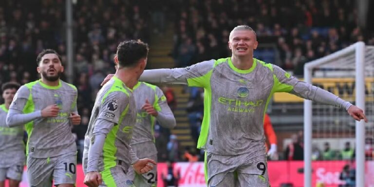 البطولات الأوروبية لكرة القدم: مانشستر سيتي يواصل ضغطه على أرسنال وتعثر الكبار في إيطاليا