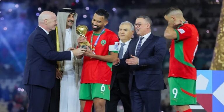 إنفانتينو يُهنئ المغرب على فوزه بكأس العرب