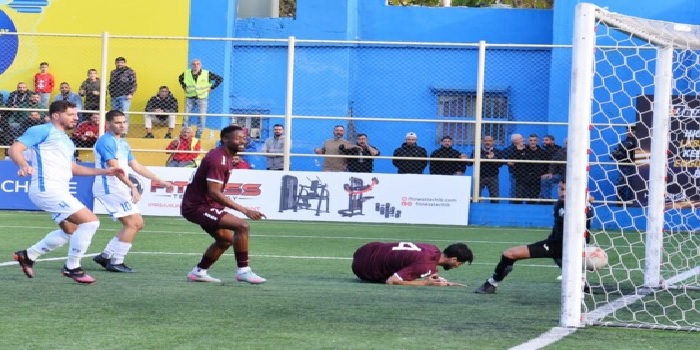 النجمة يستعيد توازنه ويهزم الراسينغ برباعية