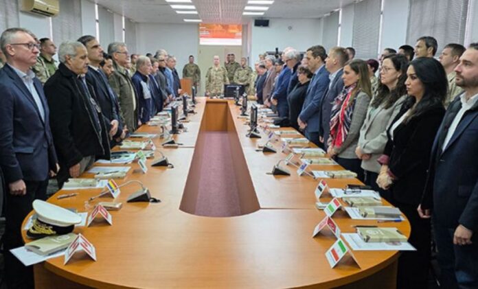 هيكل والسفراء