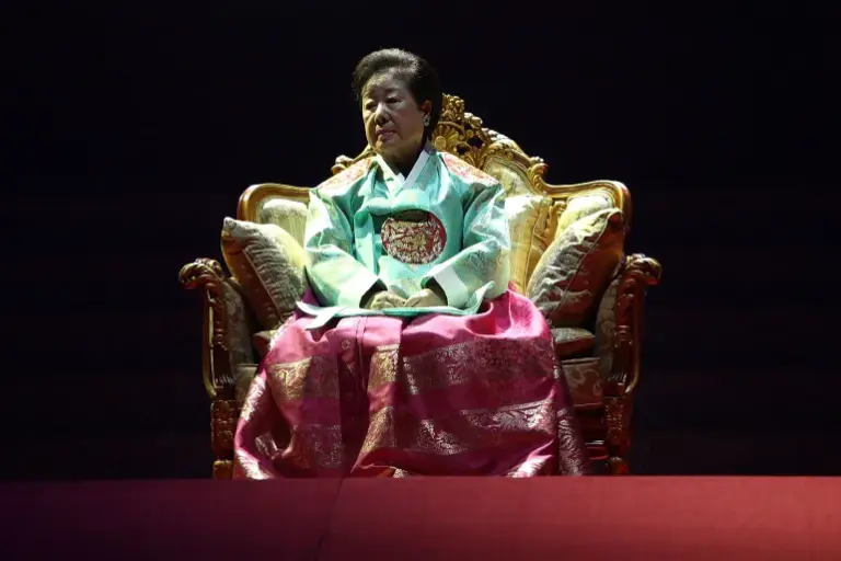 محاكمة “الأم المقدسة” في كوريا الجنوبية بتهم رشاوى وفساد