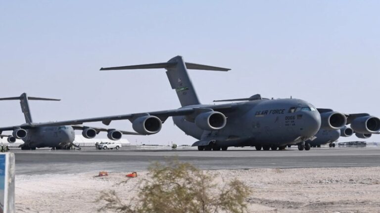 “نصيحة” لمغادرة قاعدة “العديد” الأميركية في قطر؟