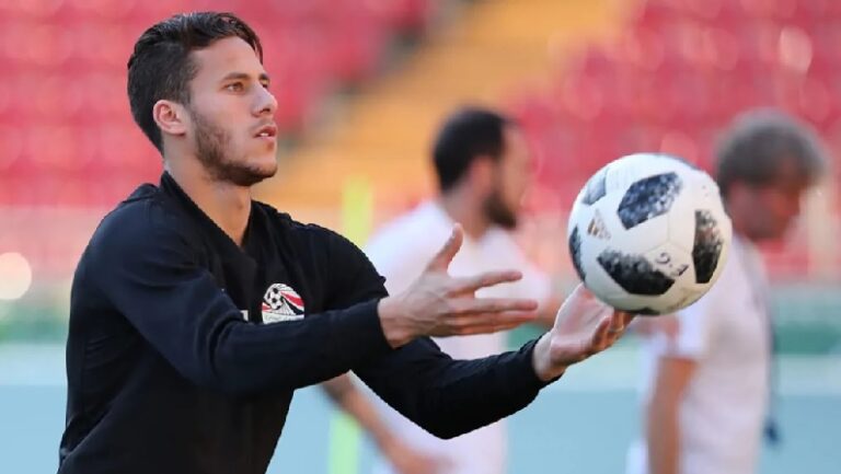 إيقاف تنفيذ الحبس بحق اللاعب رمضان صبحي.. و”تدخل” غير متوقع من النادي الأهلي!