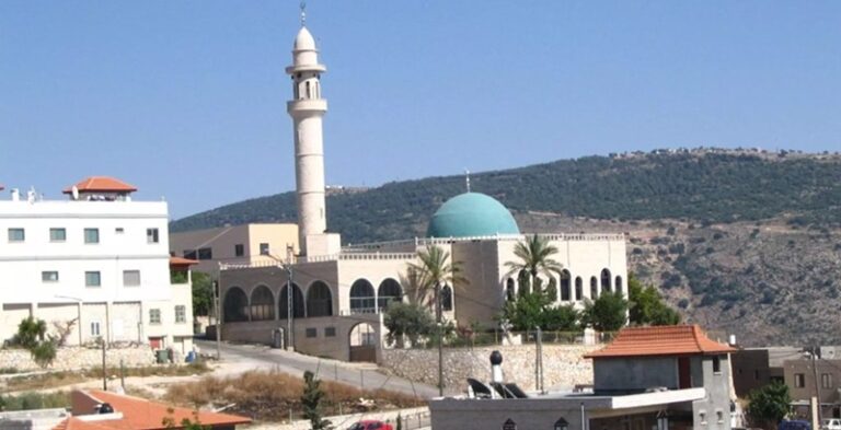 “الكنيست” يصادق على الحد من صوت الأذان في الداخل المحتل