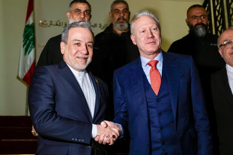 رجي يستقبل عراقجي: مساعٍ لتعزيز أواصر الصداقة والتعاون بين البلدين