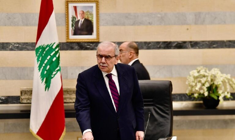 مذكرة من لجنة أهالي الأسرى في سجون الاحتلال إلى رئيس الحكومة