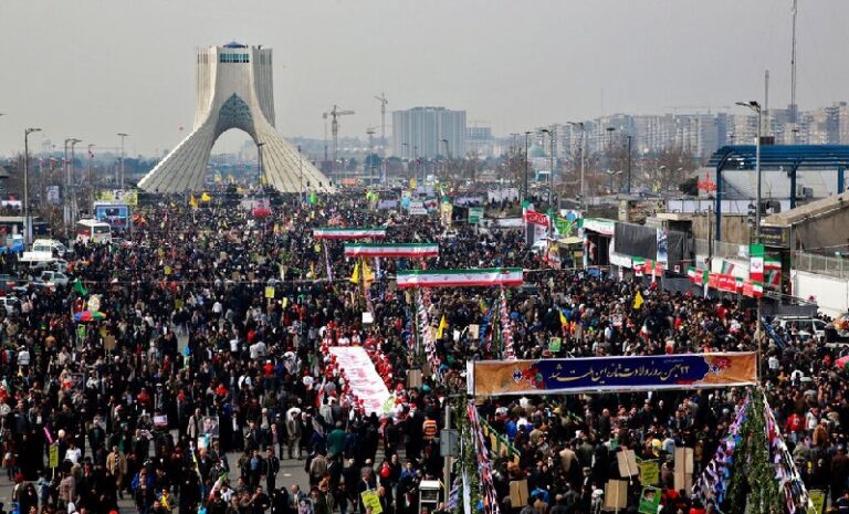 ترامب يهدد إيران بالتدخل!