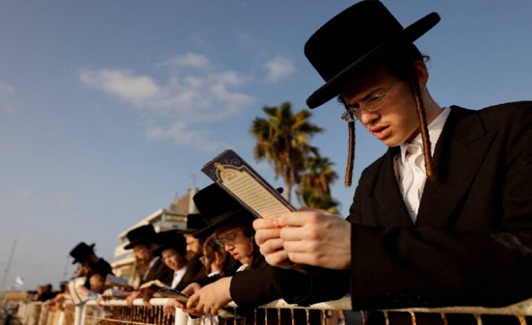 “الشاباك” يعتقل شقيقين من “الحريديم” في قضية “تجسس خطيرة”