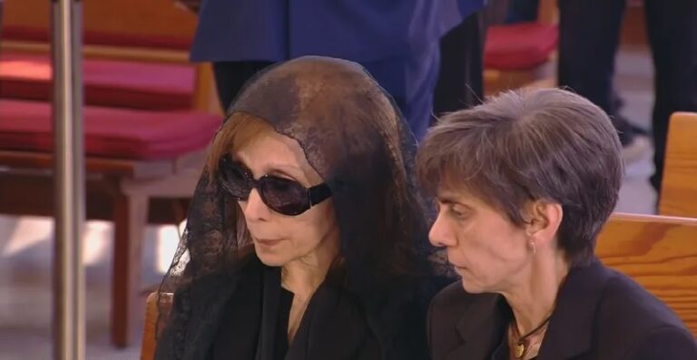 فيروز في وداع ابنها.. من أين نأتي لكِ بهذه الأحزان؟