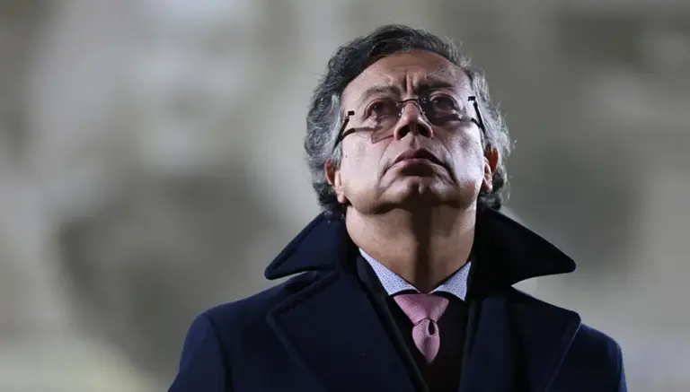 رئيس كولومبيا: سأحمل السلاح مجدداً بوجه ترامب!