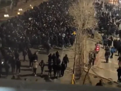 مقتل 5 بينهم مدعي عام في احتجاجات إيران