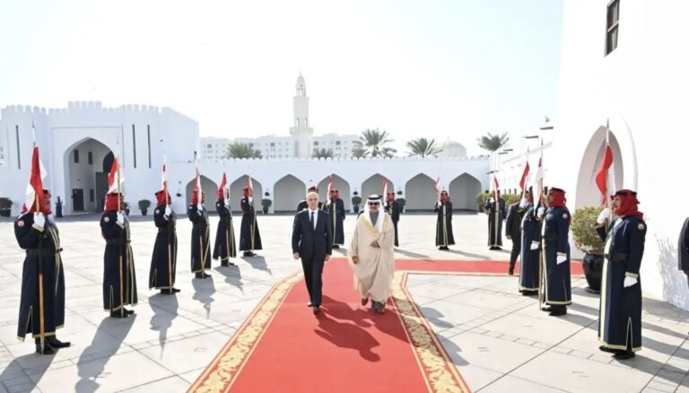 الحجار من البحرين: لتوسيع آفاق التعاون بين وزارتي الداخلية في البلدين