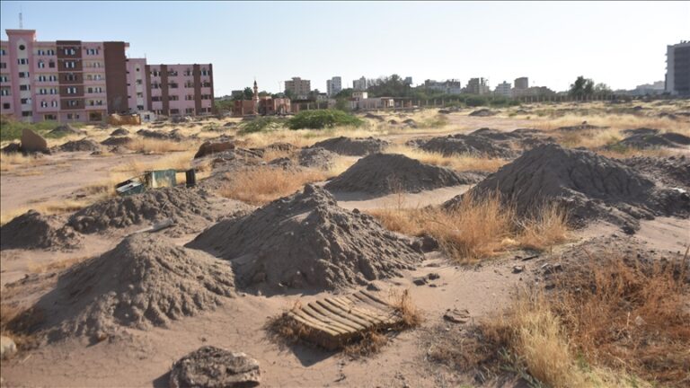 مقابر جماعية لآلاف الضحايا في السودان