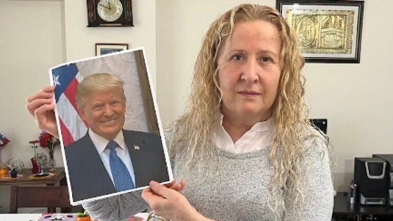 تركية ترفع دعوى لإثبات أن ترامب والدها! (فيديو)