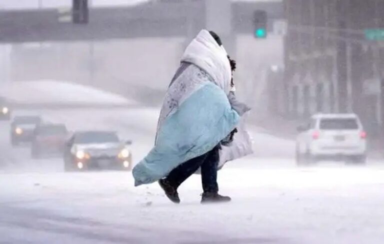 عاصفة تضرب البرتغال وتخلّف قتلى! (صور)