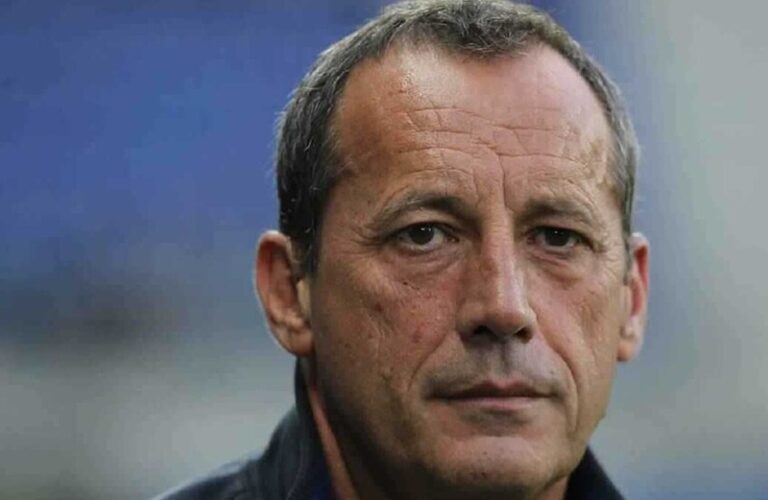 اغتيال رئيس نادي “أجاكسيو” خلال جنازة والدته!