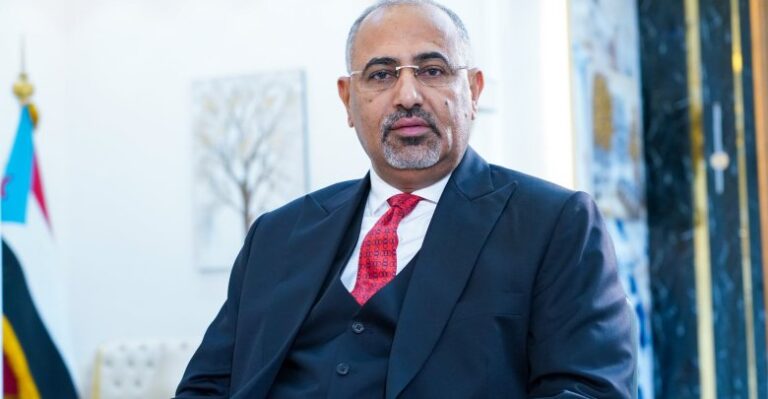 اختفاء عيدروس الزبيدي خلال زيارة للسعودية