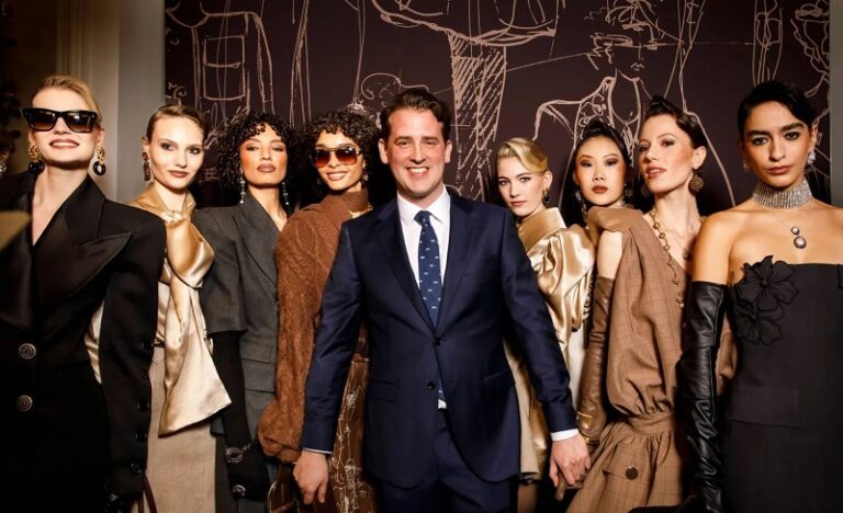 ويليام كوستيلو يفتح عهدًا جديدًا لدار والده في أسبوع الموضة بلندن (صور)