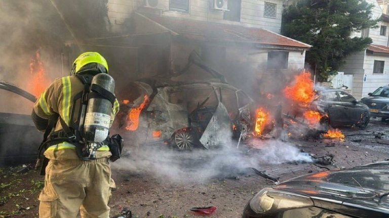 سقوط صاروخ على مستوطنة “بتاح تكفا”