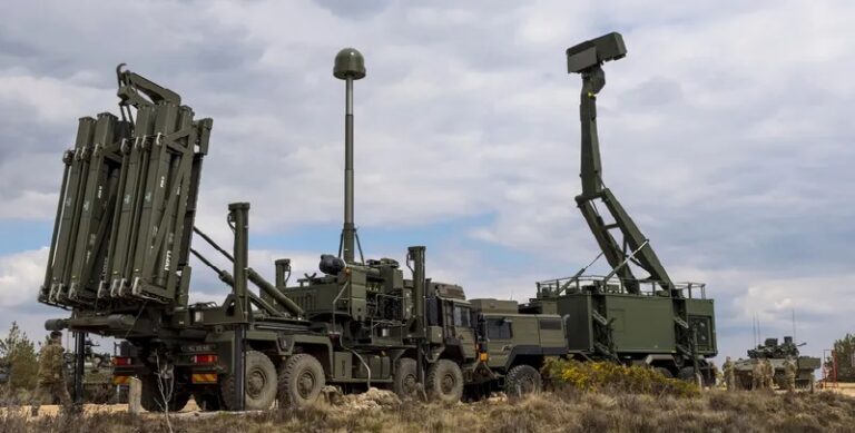 أميركا تنشر أنظمتها الدفاعية بـ20 قاعدة في الشرق الأوسط