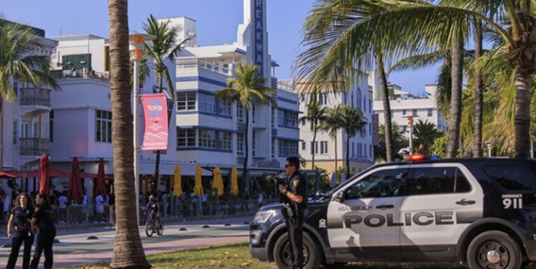 مقتل 6 أشخاص بالرصاص في أميركا