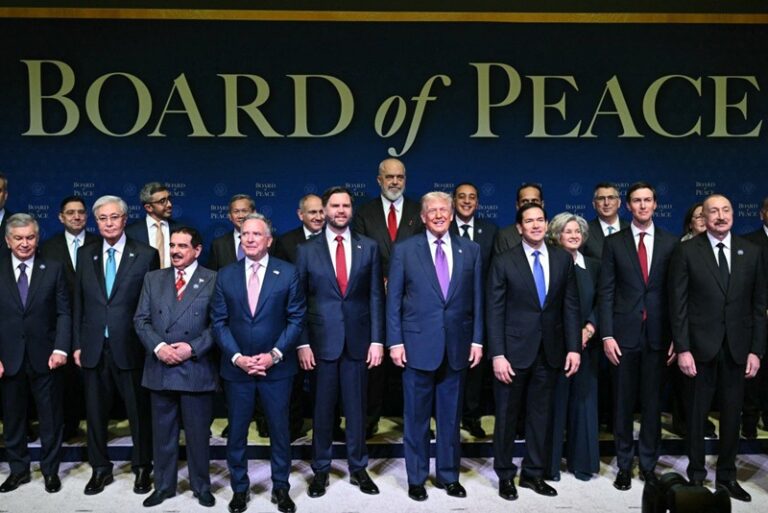 ترامب يفتتح أول اجتماع لـ”مجلس السلام”