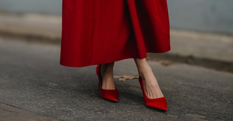 أبرز موديلات الأحذية الرائجة التي تناسب إطلالات شهر رمضان (صور)