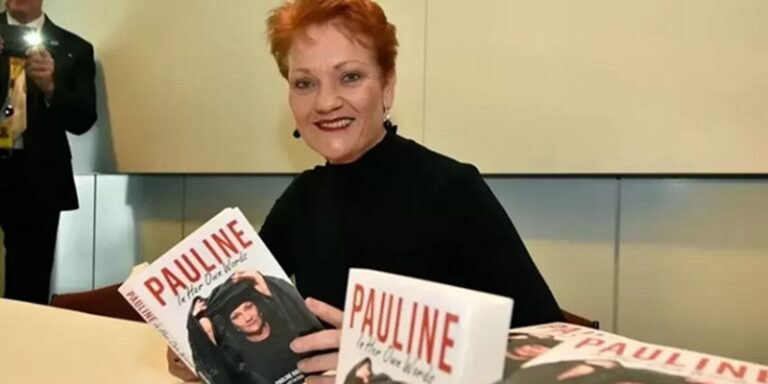 نائبة أسترالية تهاجم الإسلام: “القرآن يقلقني”!